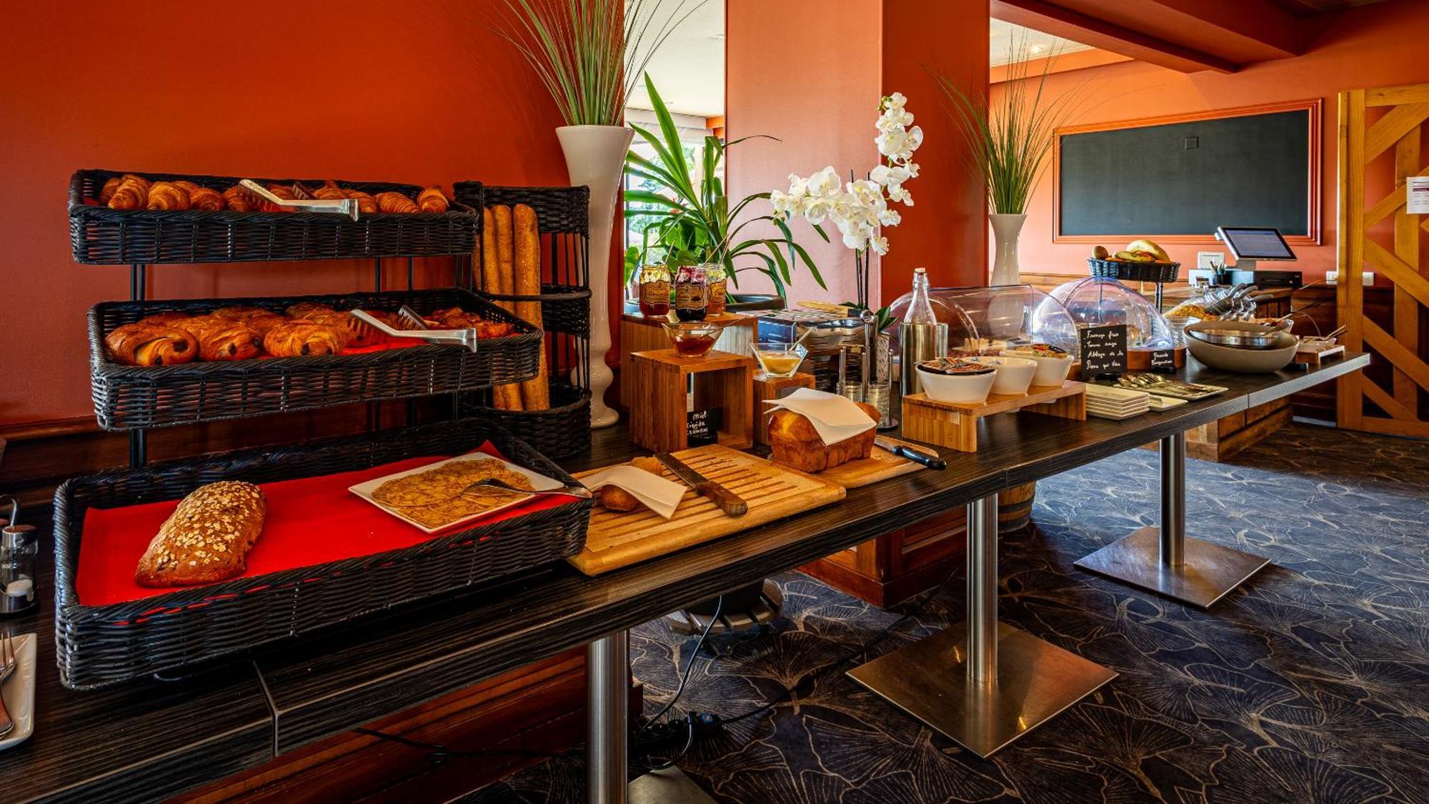 Logis Hostellerie D'Aussois Semur-en-Auxois Εξωτερικό φωτογραφία